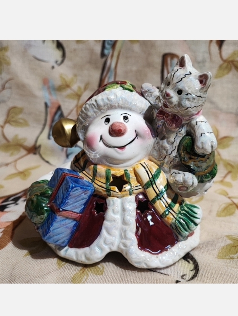 Dalton Iridescent Glazed Snowman Cat Present Christmas Candle Topper Lid EUC